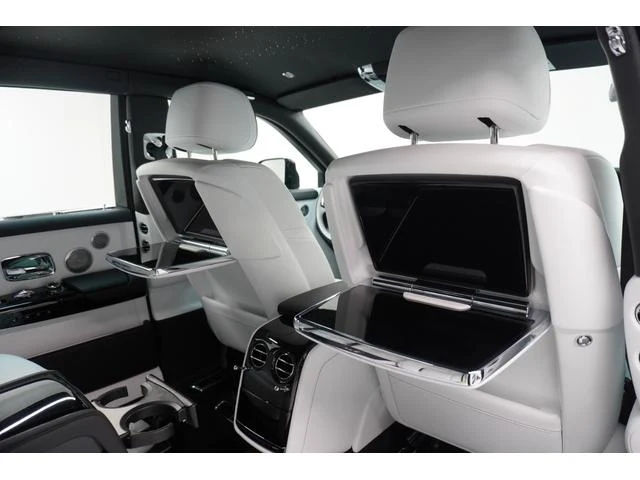 Rolls-Royce PHANTOM 12