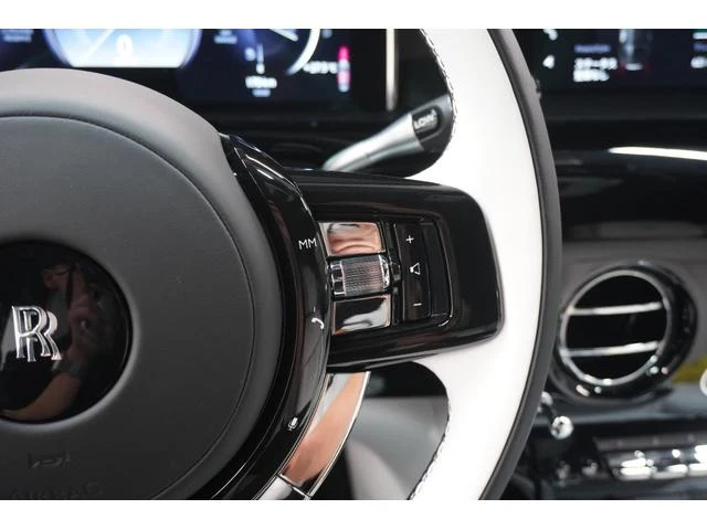 Rolls-Royce PHANTOM 24