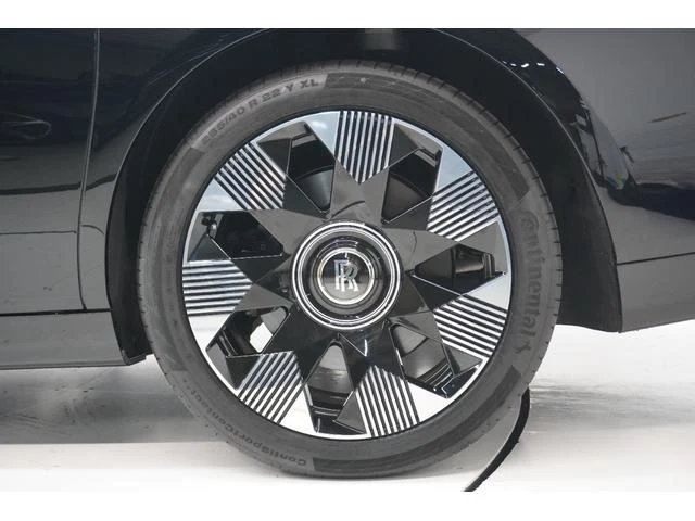 Rolls-Royce PHANTOM 21