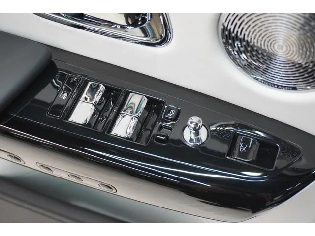 Rolls-Royce PHANTOM 40