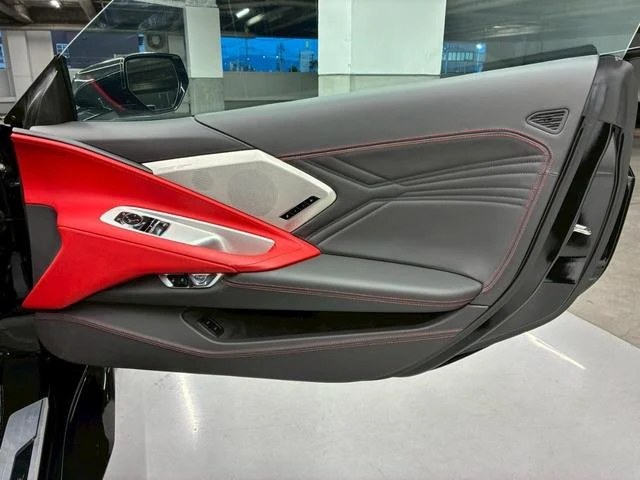 Chevrolet CORVETTE 21