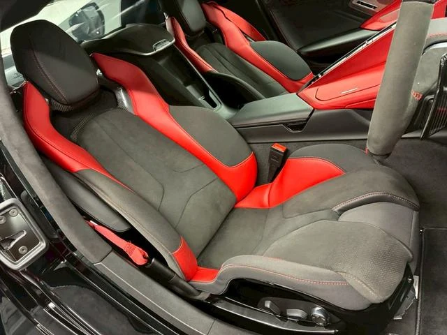 Chevrolet CORVETTE 4