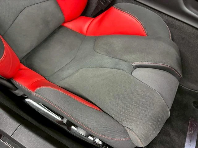 Chevrolet CORVETTE 25