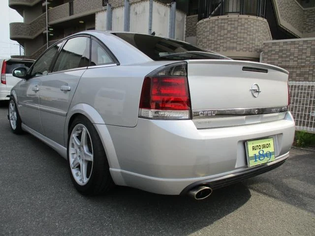 Opel VECTRA 8