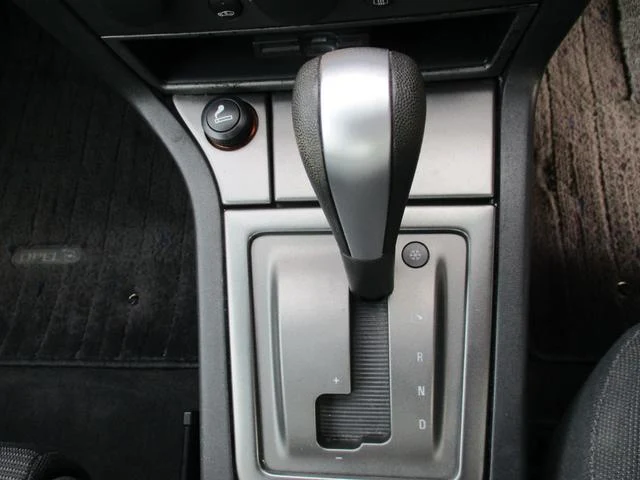 Opel VECTRA 9