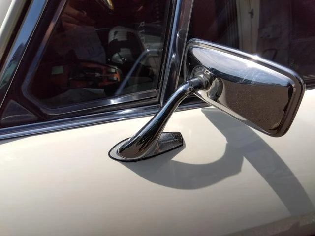 Triumph STAG 24