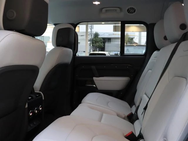 Land Rover DEFENDER 63