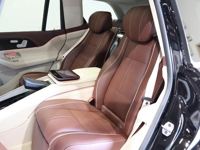 MERCEDES MAYBACH GLS 5