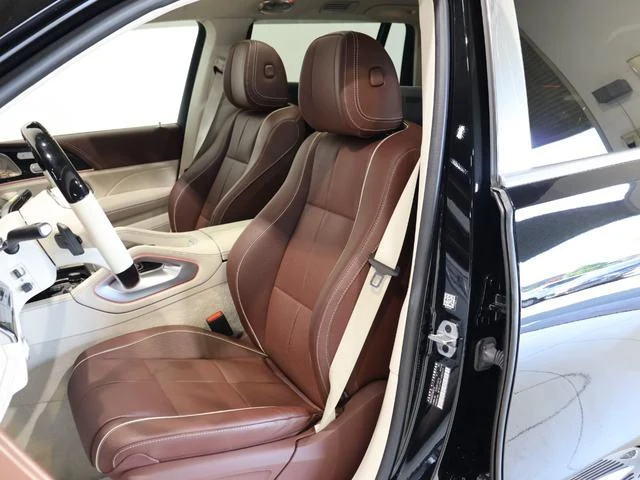 MERCEDES MAYBACH GLS 4
