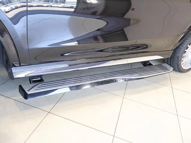 MERCEDES MAYBACH GLS 33