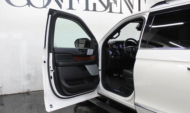 Lincoln NAVIGATOR 13