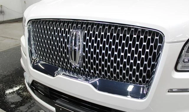 Lincoln NAVIGATOR 5