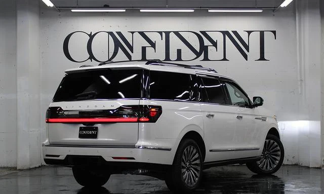Lincoln NAVIGATOR 11