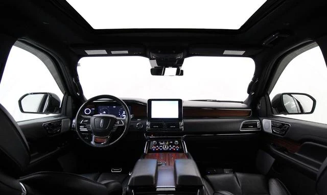 Lincoln NAVIGATOR 31