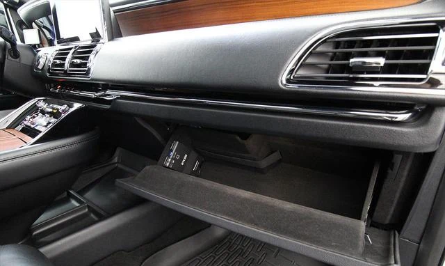 Lincoln NAVIGATOR 35