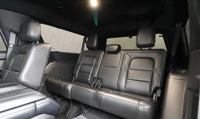 Lincoln NAVIGATOR 38