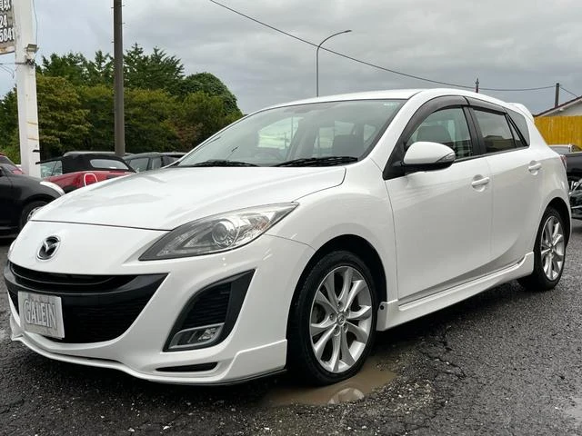 Mazda AXELA 66