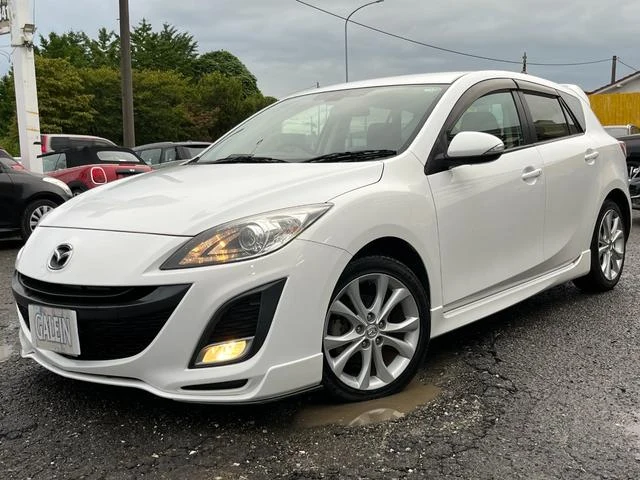 Mazda AXELA 61