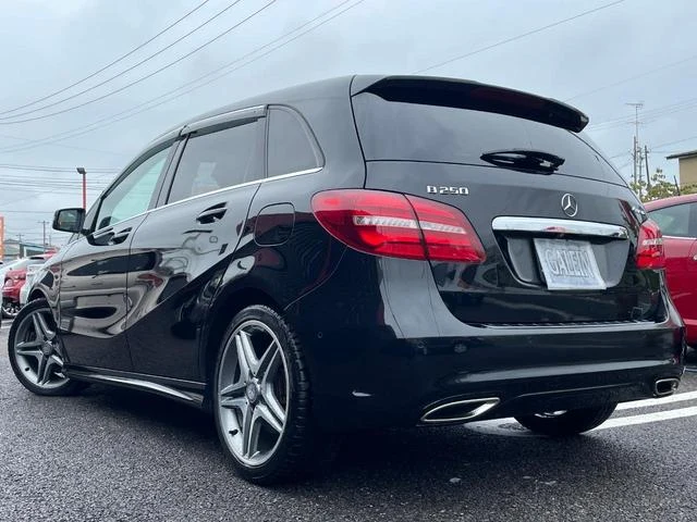 MERCEDES BENZ B-CLASS 33