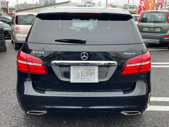 MERCEDES BENZ B-CLASS 44