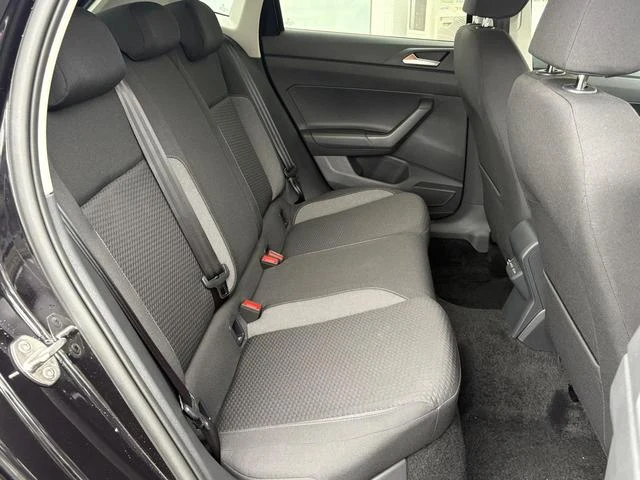 Volkswagen POLO 48