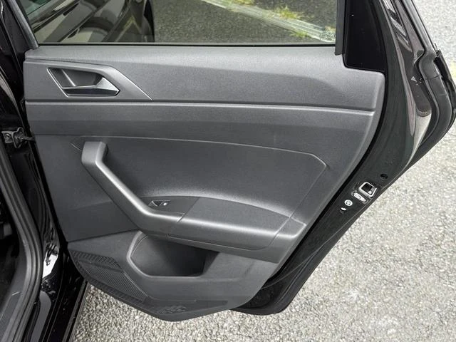 Volkswagen POLO 19