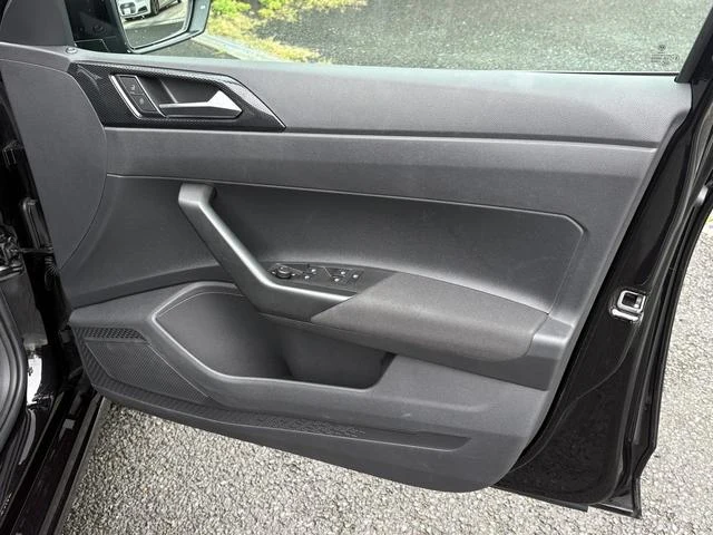 Volkswagen POLO 16
