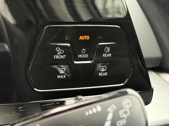 Volkswagen GOLF 27