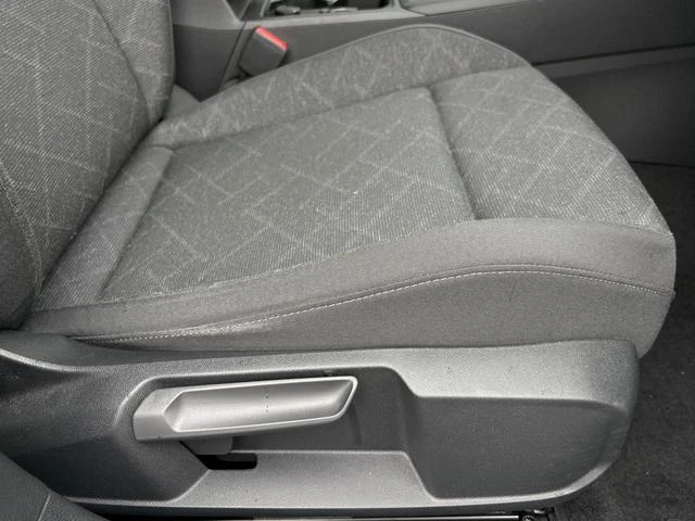 Volkswagen GOLF 44