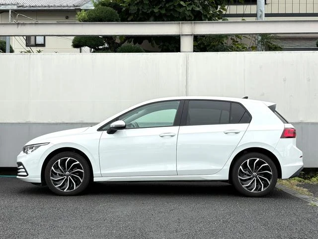 Volkswagen GOLF 8