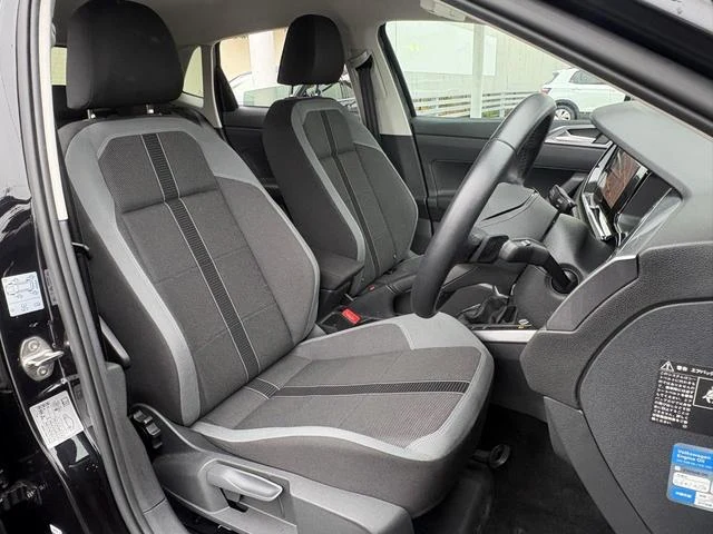 Volkswagen POLO 49