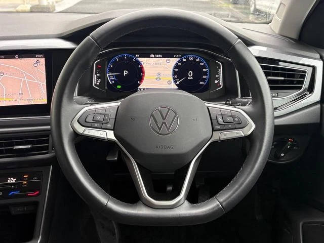 Volkswagen POLO 21