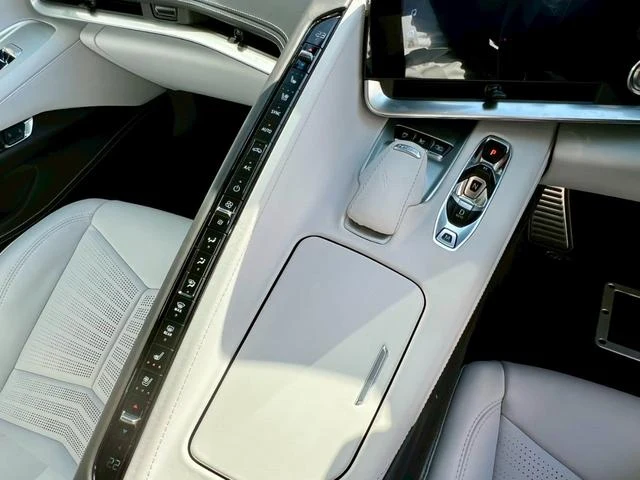 Chevrolet CORVETTE 39