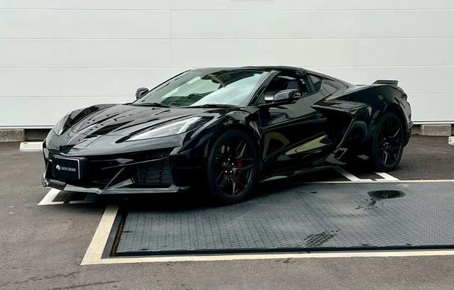 Chevrolet CORVETTE 13