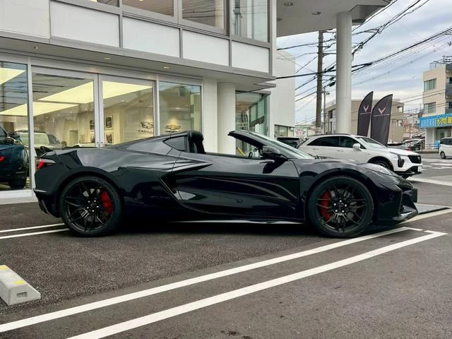 Chevrolet CORVETTE 6
