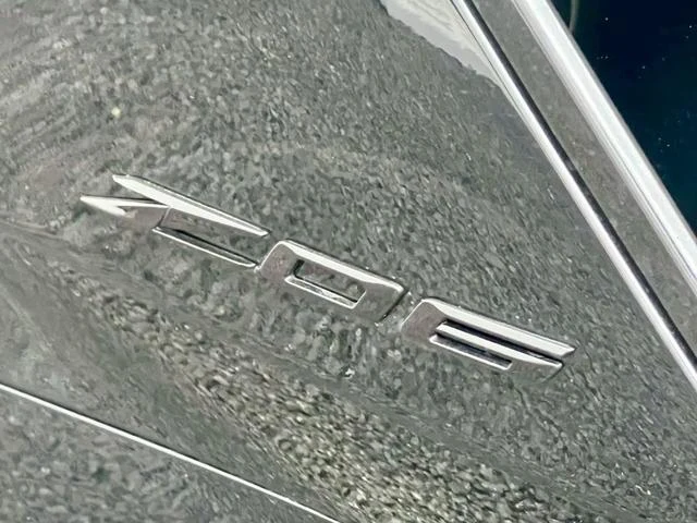 Chevrolet CORVETTE 17
