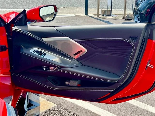 Chevrolet CORVETTE 30