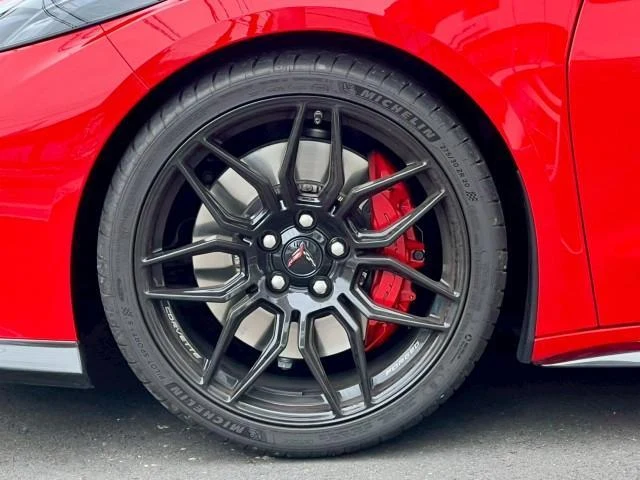 Chevrolet CORVETTE 17