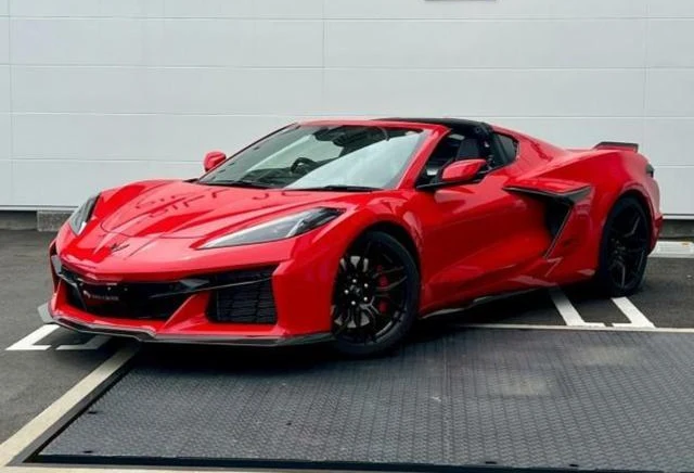 Chevrolet CORVETTE