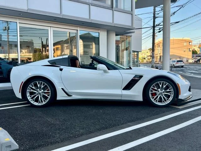 Chevrolet CORVETTE 7