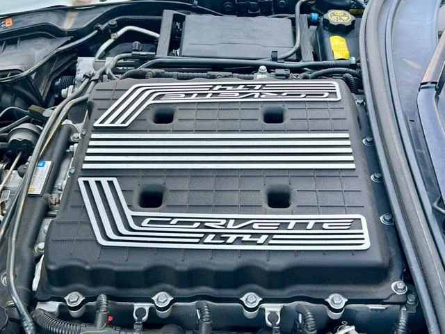 Chevrolet CORVETTE 22