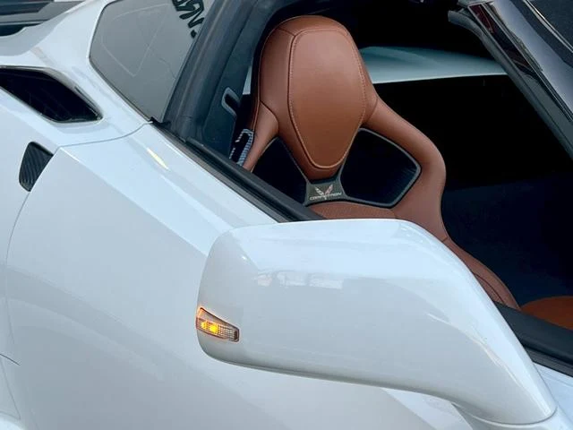 Chevrolet CORVETTE 17
