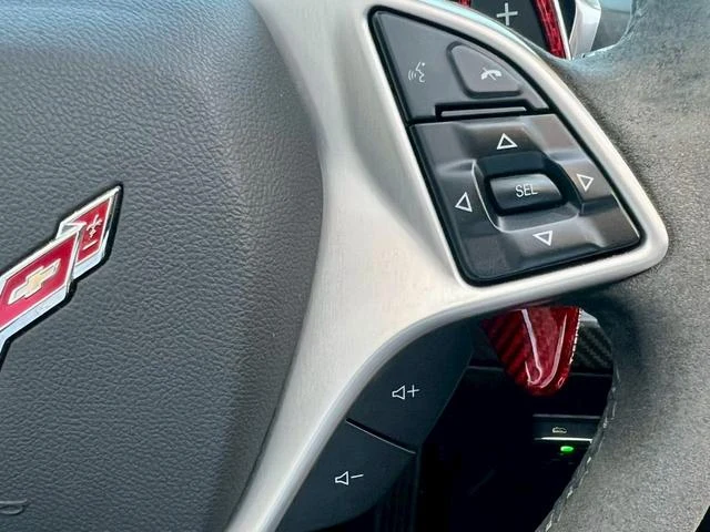 Chevrolet CORVETTE 32