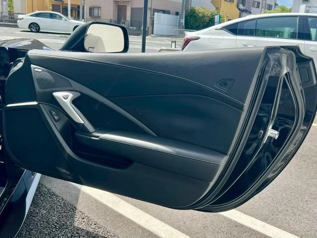 Chevrolet CORVETTE 29