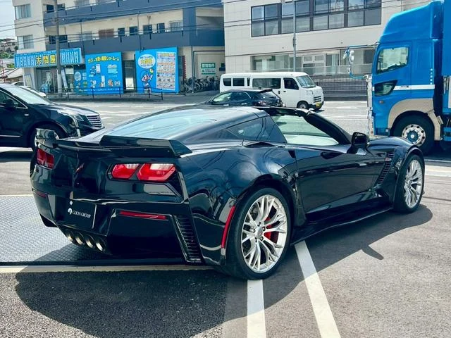 Chevrolet CORVETTE 7