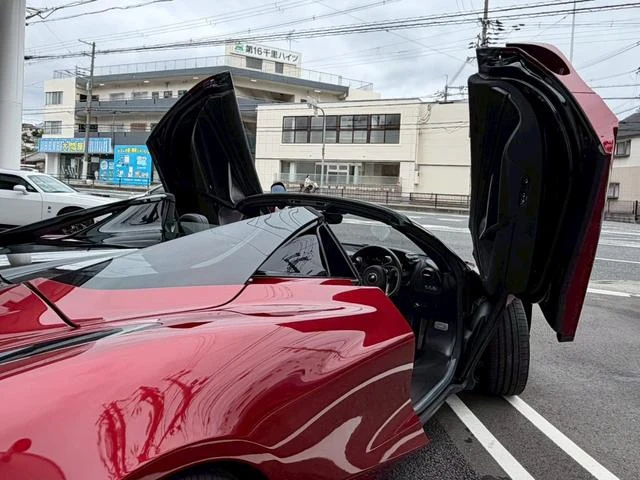 McLaren 750S 22