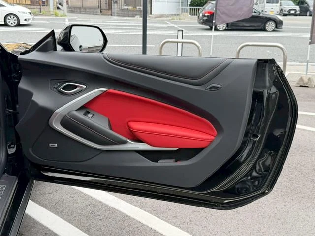 Chevrolet CAMARO 35
