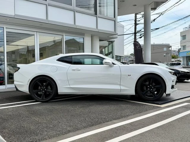 Chevrolet CAMARO 6