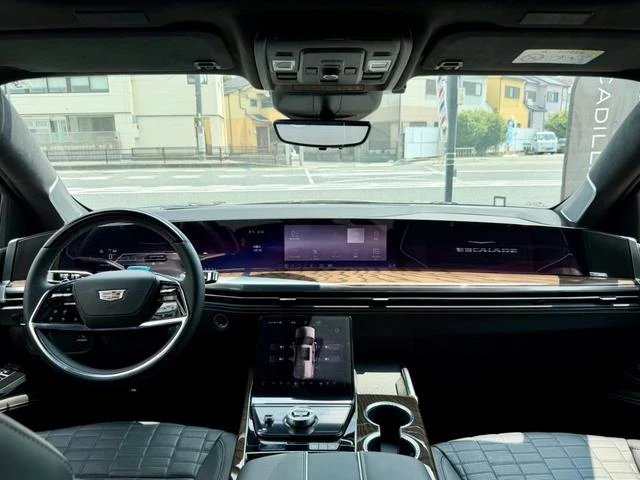 Cadillac ESCALADE 44