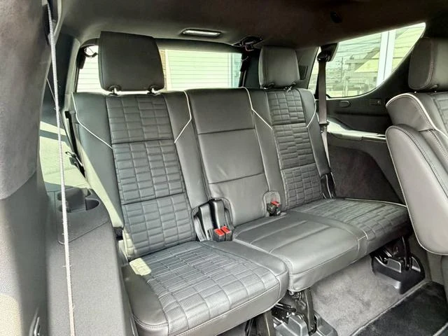 Cadillac ESCALADE 30